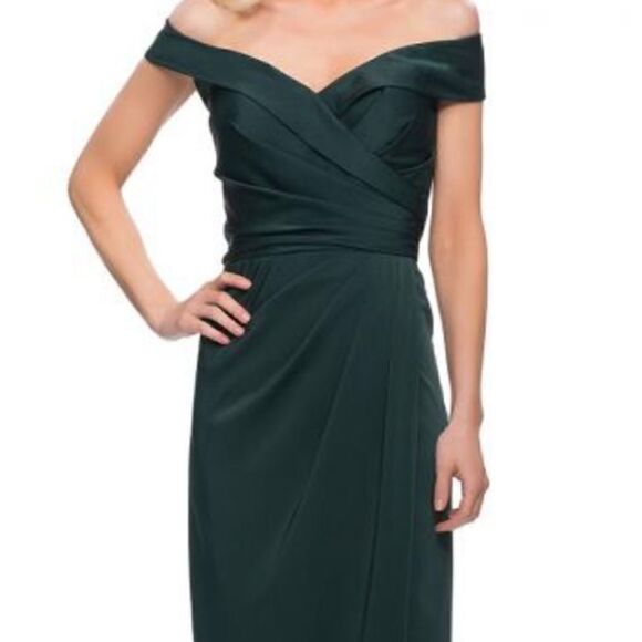 NWT La Femme V neck left side slit gown - Picture 3 of 8